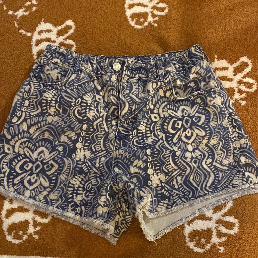 XS pilcro Anthropologie scrunchie shorts